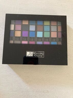 Malibu Glitz Multicolor Eyeshadow Palette - Vibrant Blue, Purple & Green Shades